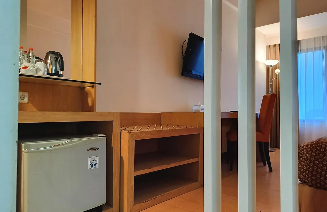 Lux Tychi Hotel-1